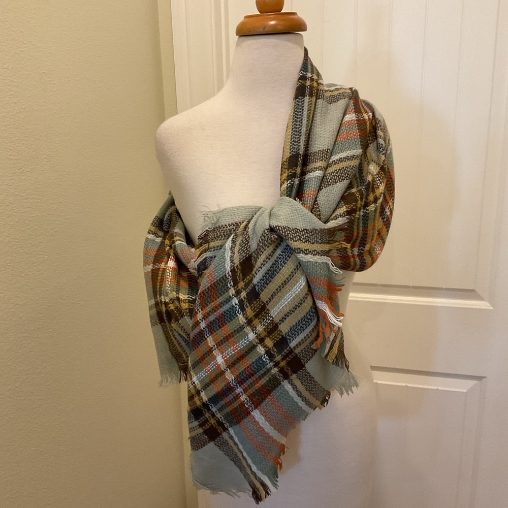 NWOT. Plaid Fringe Scarf Wrap